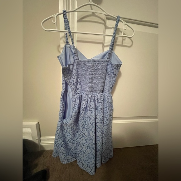 Aritzia Talula Lace Floral Mini Dress 0 - Picture 3 of 3